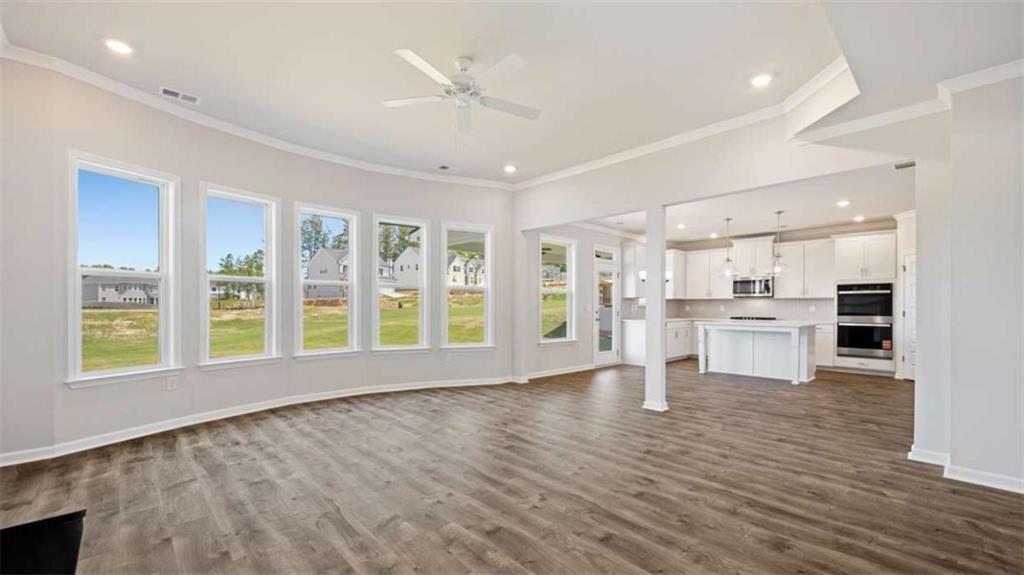 498 Beachview Road Property Photo 9