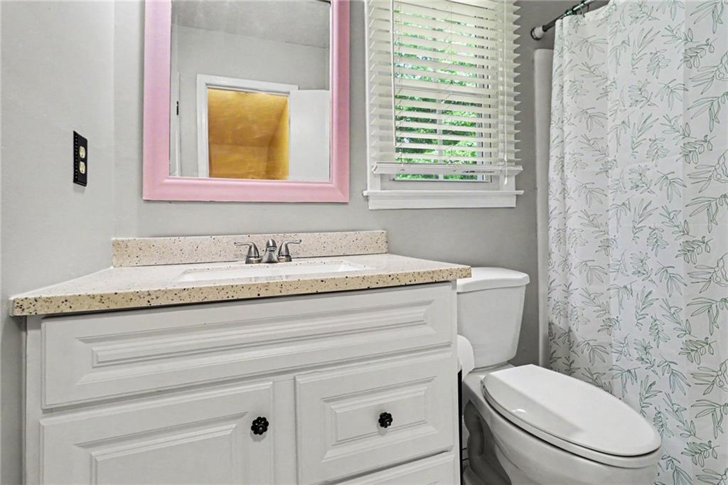 806 Valley Run Drive Property Photo 18