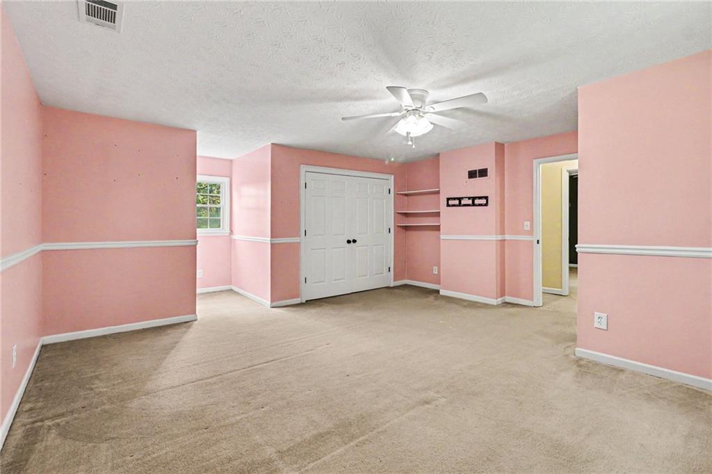 806 Valley Run Drive Property Photo 20