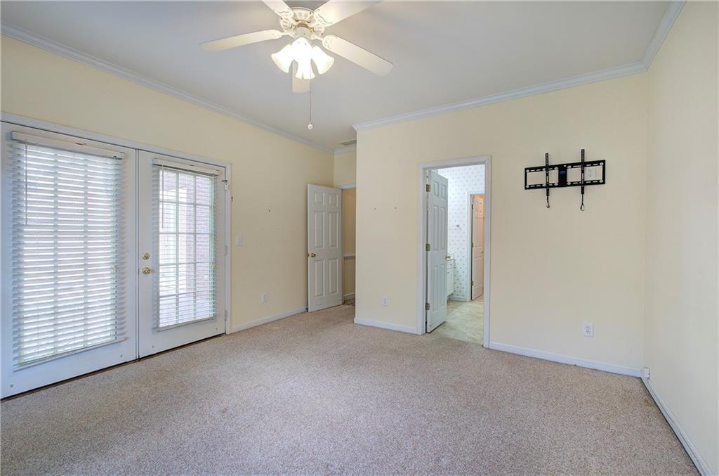 214 Manor Way Property Photo 18