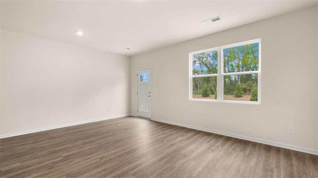 2052 Crossing Road Property Photo 11