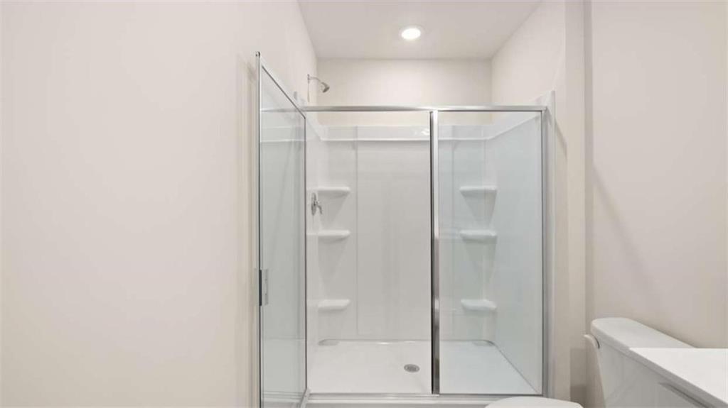 2052 Crossing Road Property Photo 18