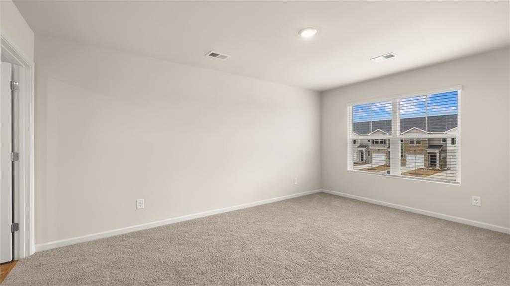 2054 Crossing Rd Property Photo 14