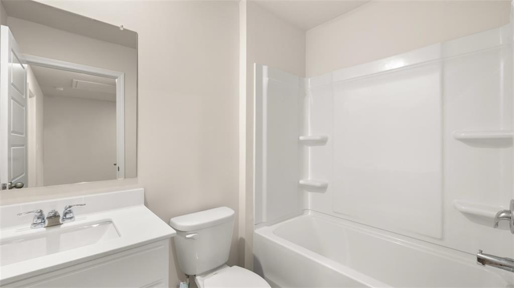 2054 Crossing Rd Property Photo 22