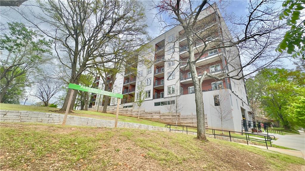 525 Parkway Drive Unit 110 Property Photo 1