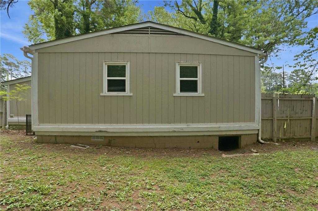 748 Amber Place Nw Property Photo 22
