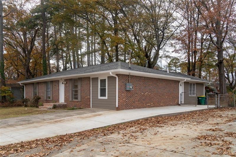 679 Winchester Lane Property Photo 4