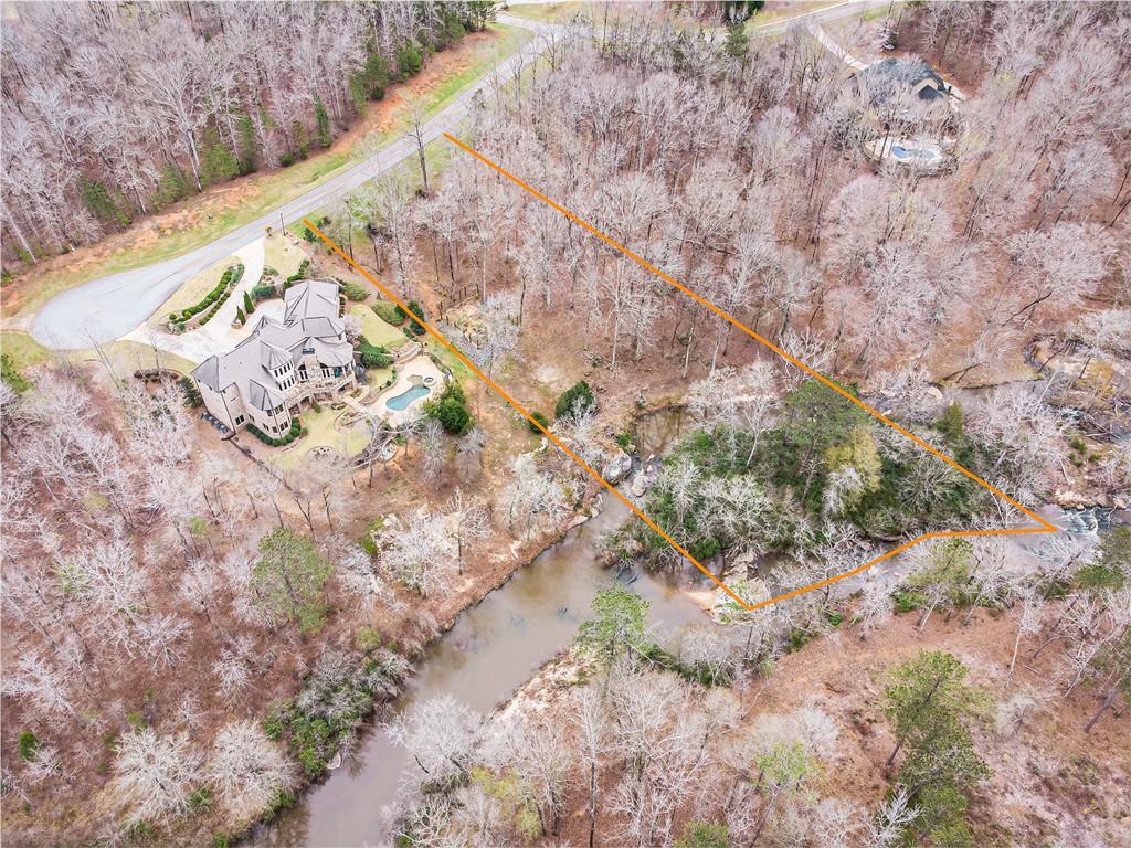 102 Forest Place Property Photo 5