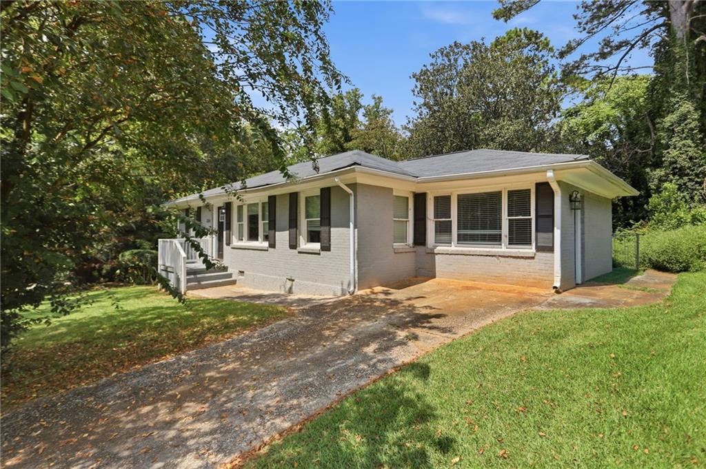 2164 Rockhaven Circle Property Photo 3
