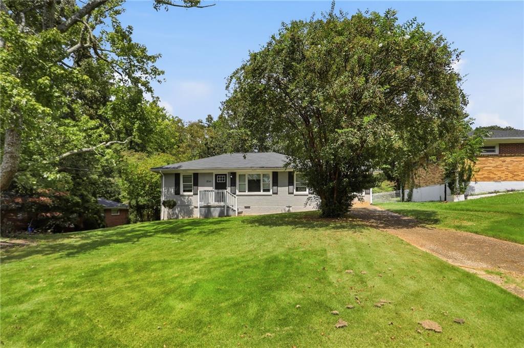 2164 Rockhaven Circle Property Photo 4