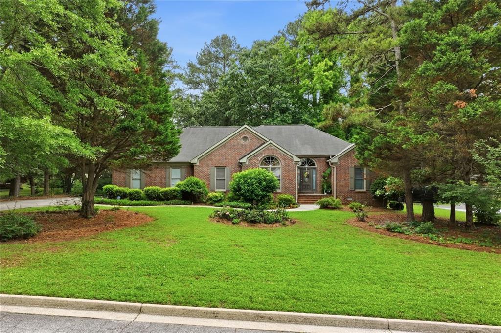 1286 Lake Forest Lane Property Photo 5