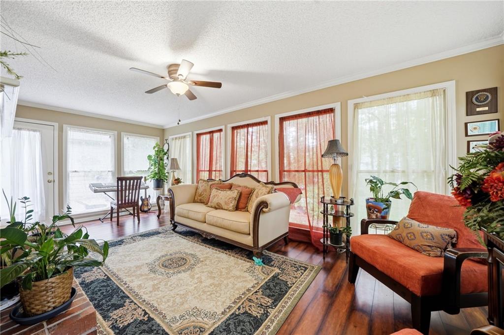 1286 Lake Forest Lane Property Photo 13