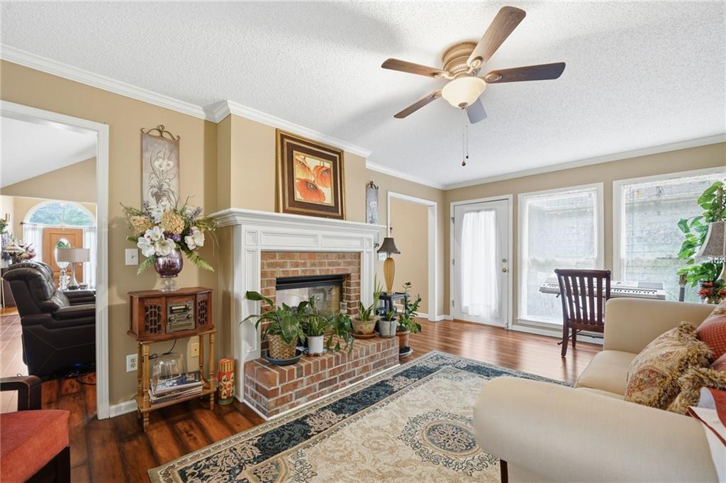 1286 Lake Forest Lane Property Photo 14