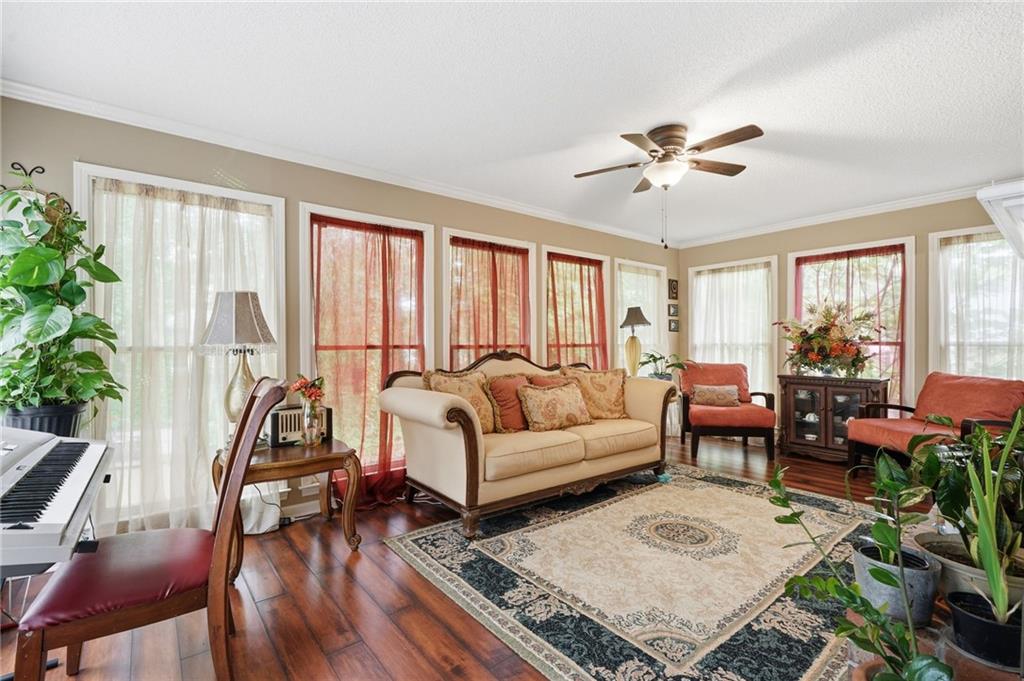 1286 Lake Forest Lane Property Photo 16