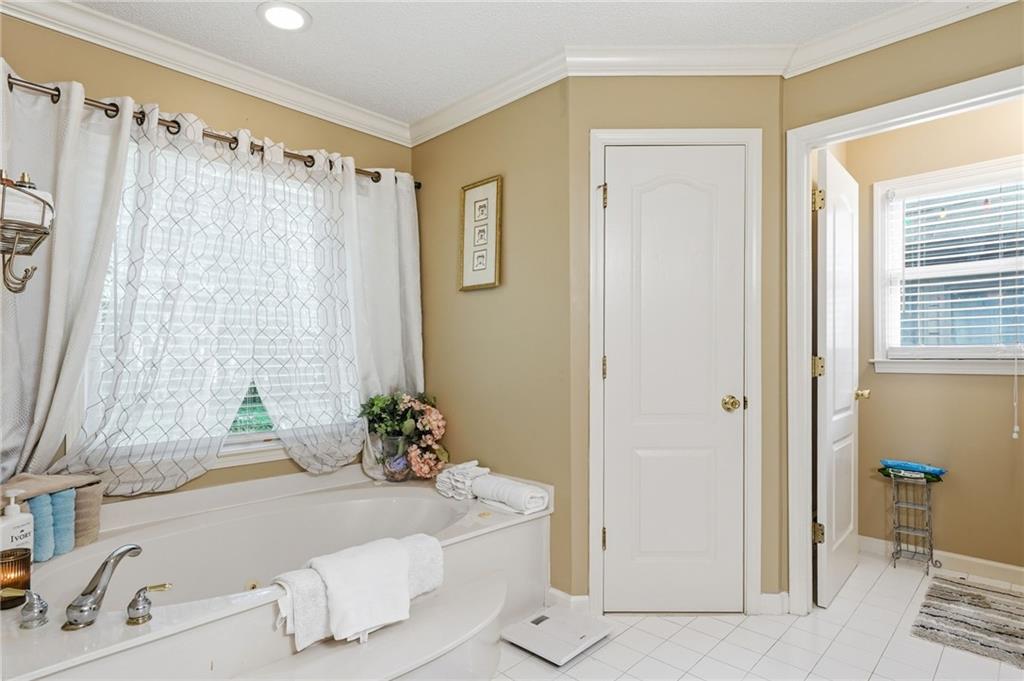 1286 Lake Forest Lane Property Photo 41