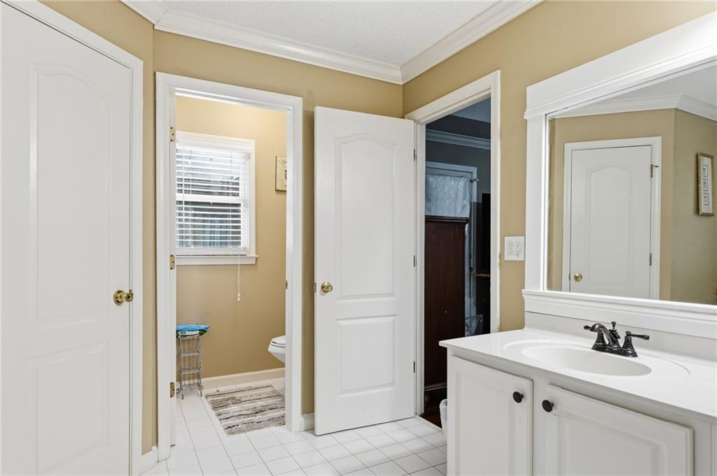 1286 Lake Forest Lane Property Photo 42