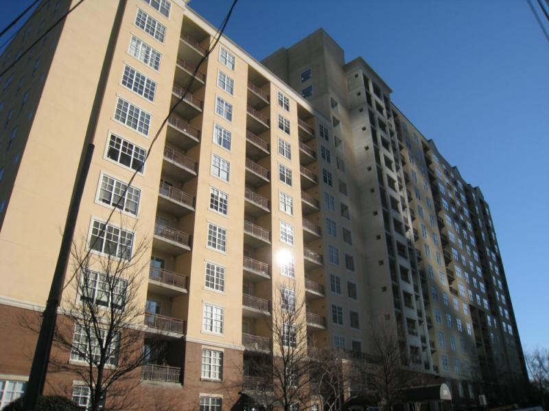 1101 Juniper Street Ne Unit 211 Property Photo 1