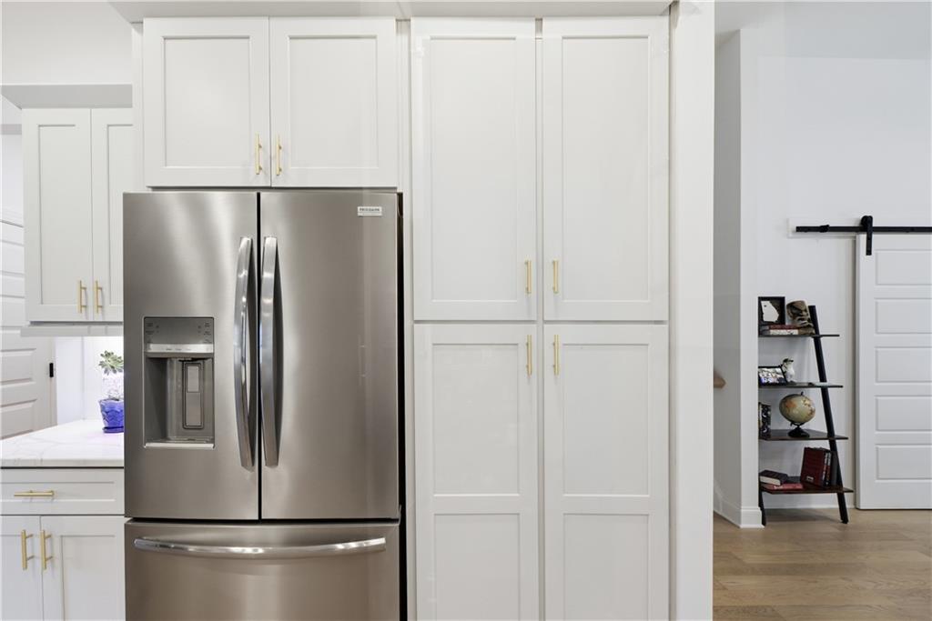 65 Starr Place Property Photo 6