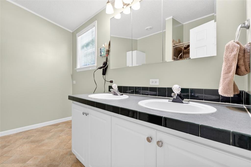 173 Andrews Road Property Photo 24