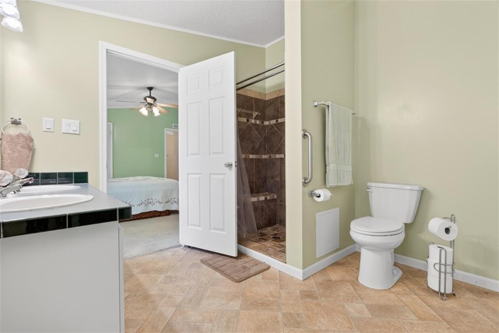 173 Andrews Road Property Photo 26