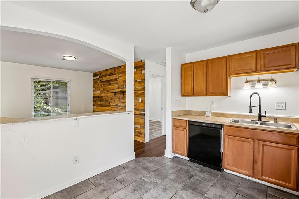 2725 Flintlock Place Property Photo 8