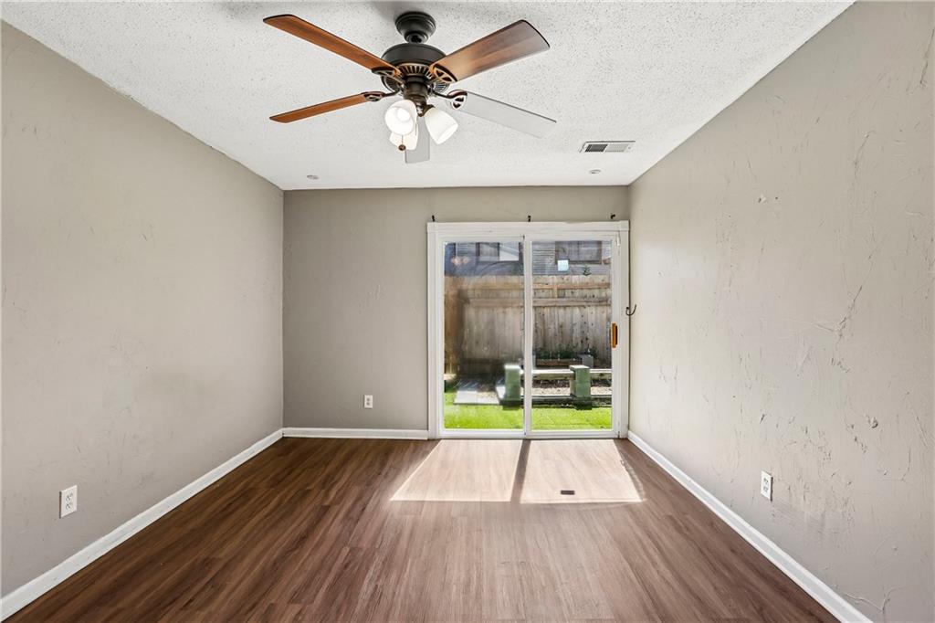 2725 Flintlock Place Property Photo 10