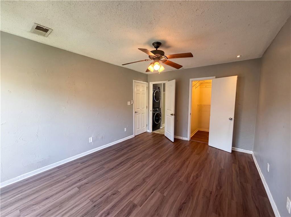 2725 Flintlock Place Property Photo 11