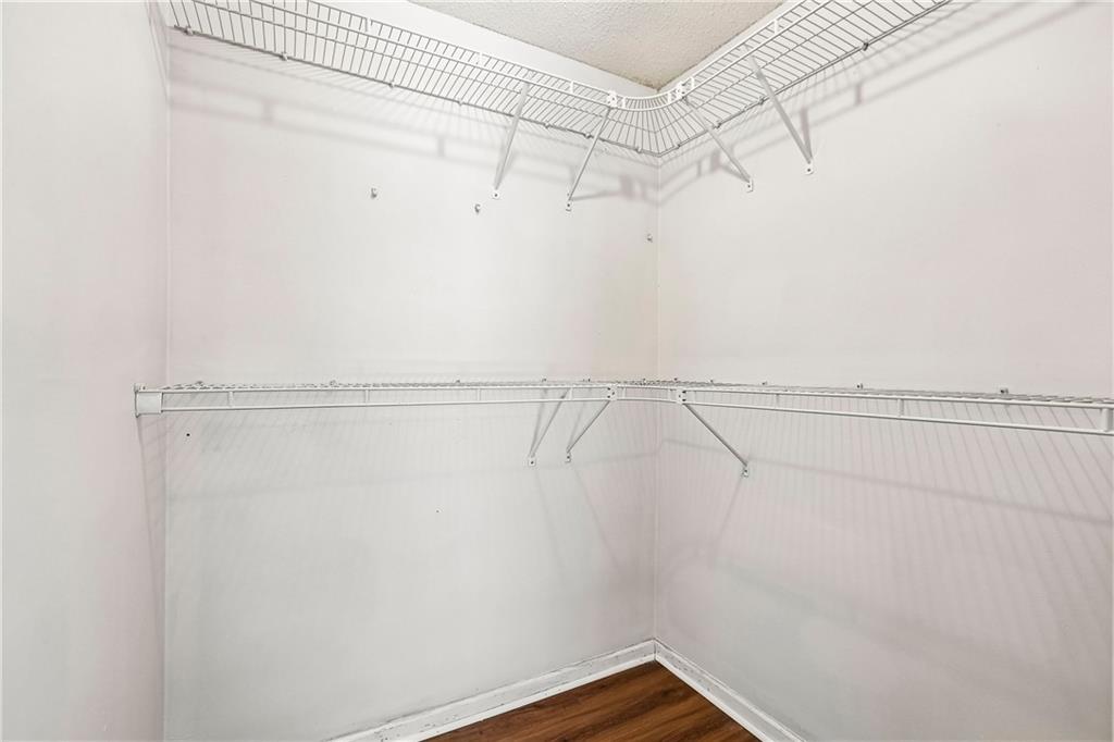 2725 Flintlock Place Property Photo 11