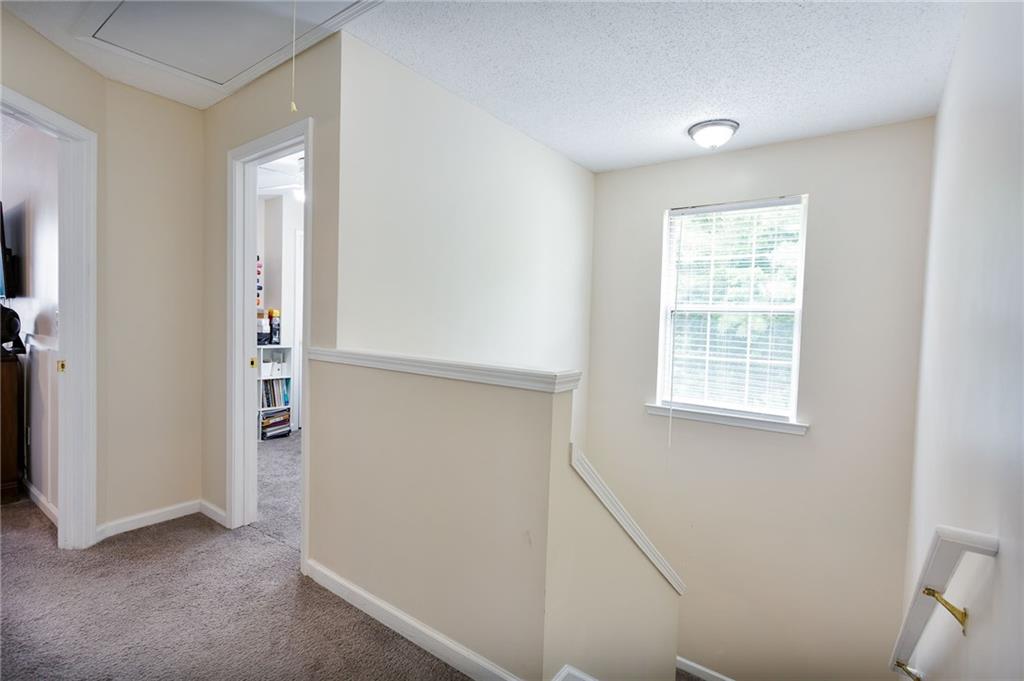 417 Red Coat Lane Property Photo 13