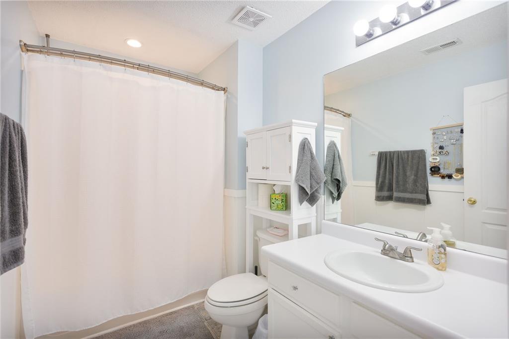 417 Red Coat Lane Property Photo 19