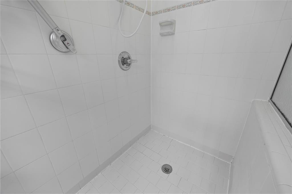 2256 Shadow Wood Drive Property Photo 44