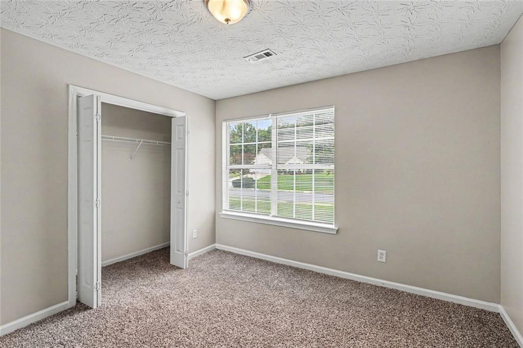 35 Arnold Way Property Photo 10