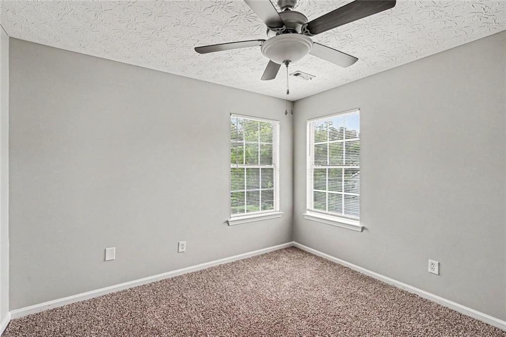 35 Arnold Way Property Photo 12