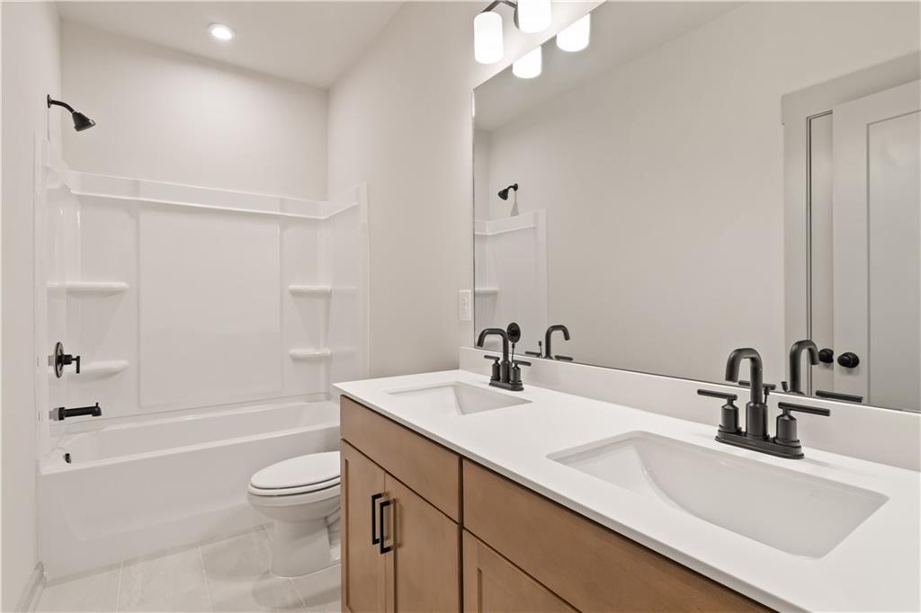 315 William Gossett Drive Property Photo 36