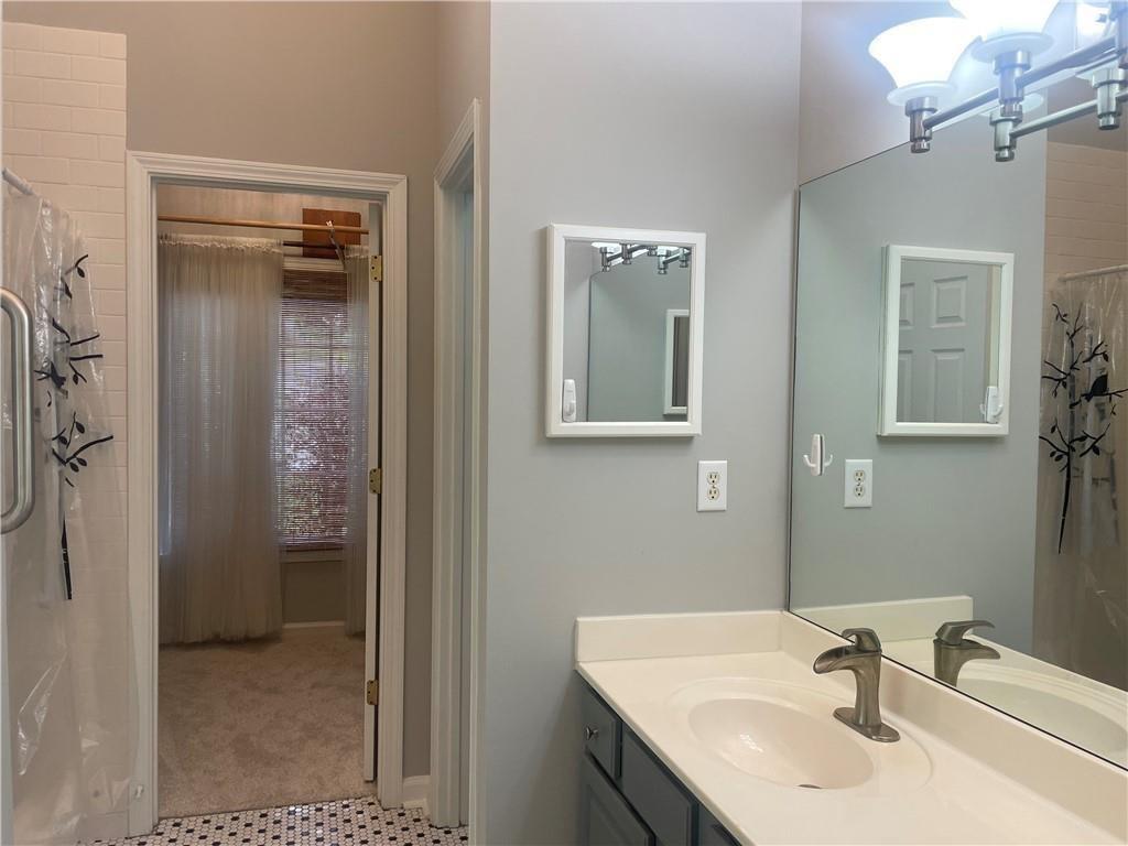 3935 Melody Mizer Lane Property Photo 12