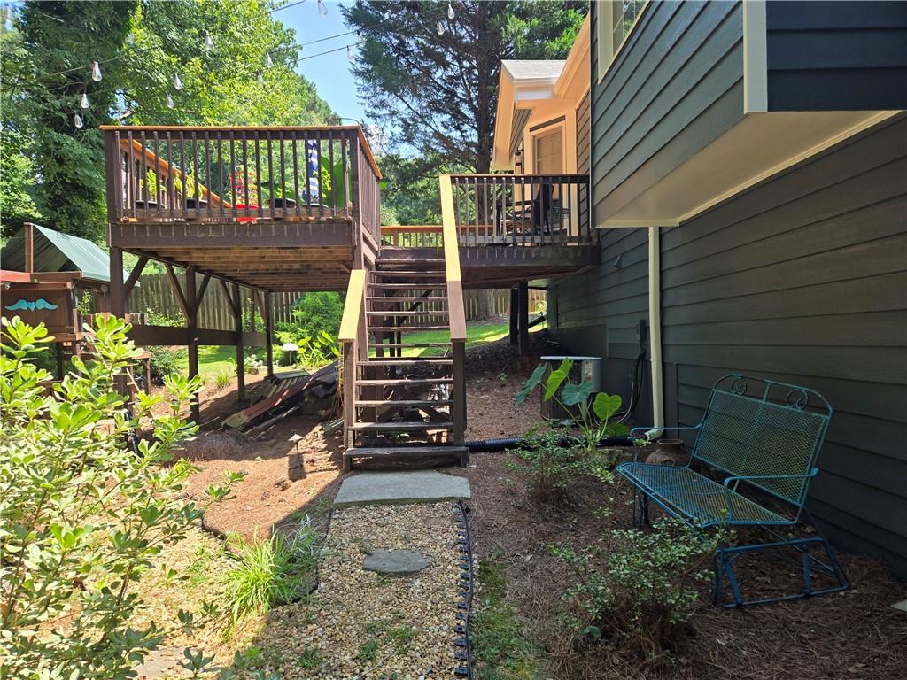 102 Thomas Drive Property Photo 17