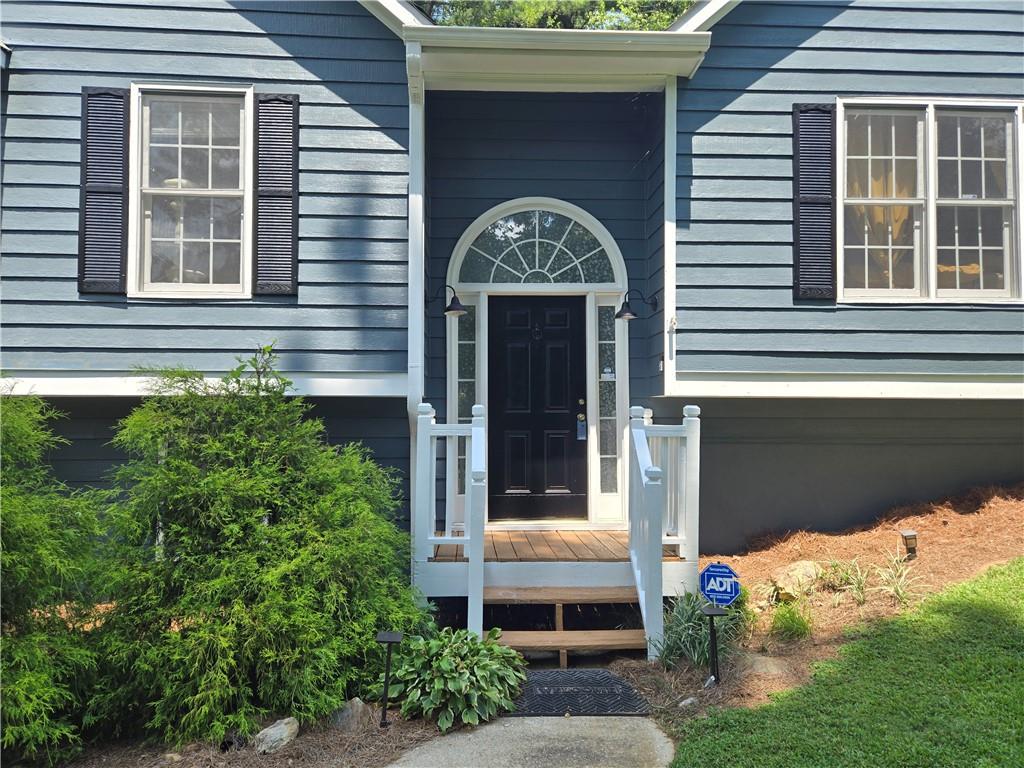 102 Thomas Drive Property Photo 18