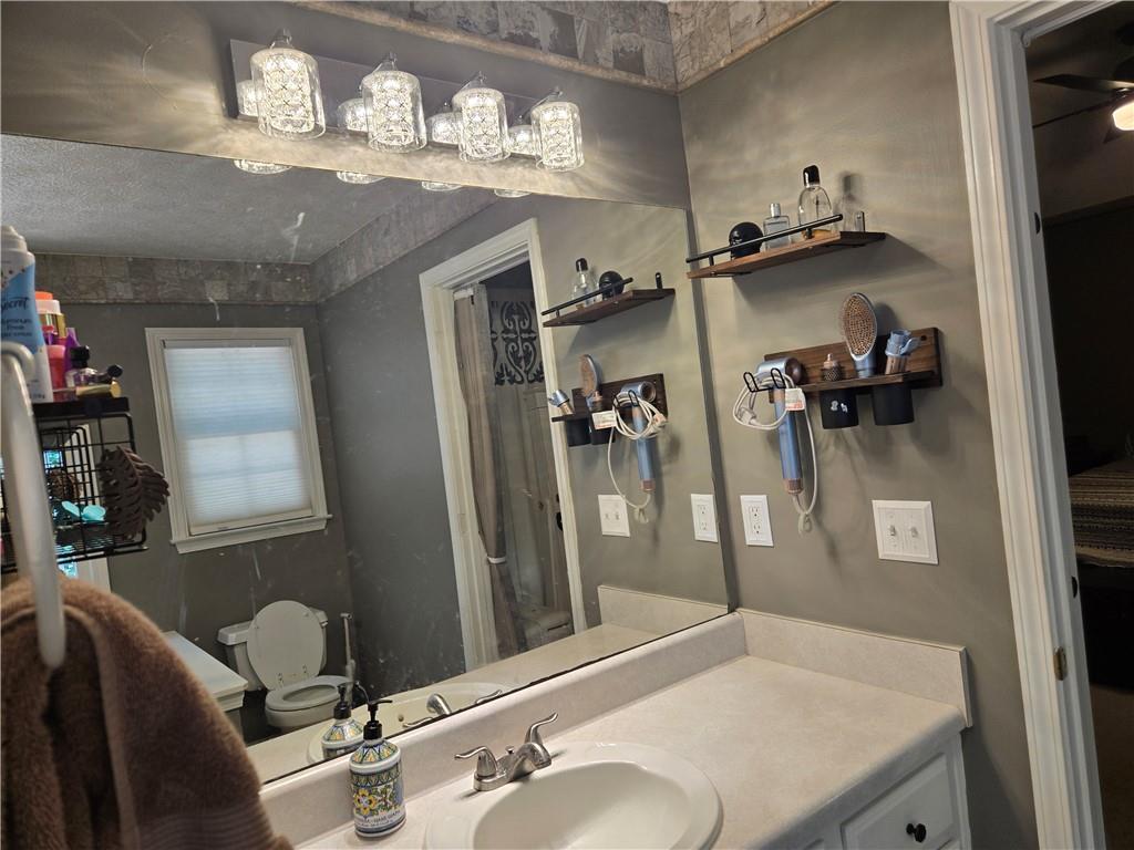 102 Thomas Drive Property Photo 35