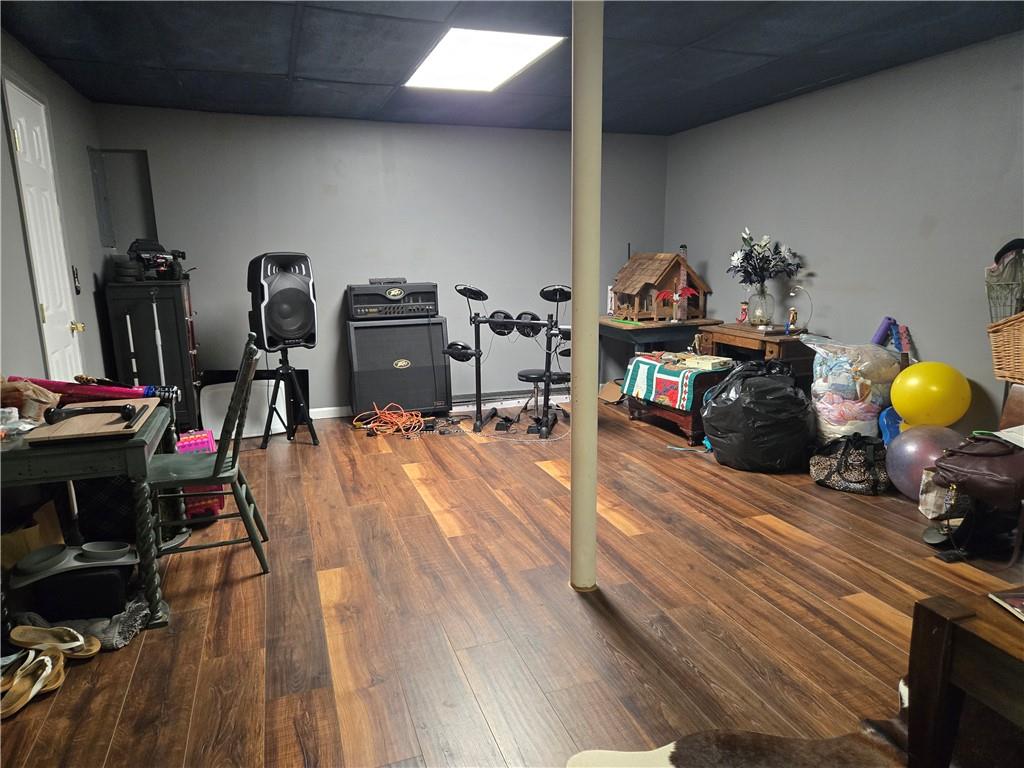 102 Thomas Drive Property Photo 43