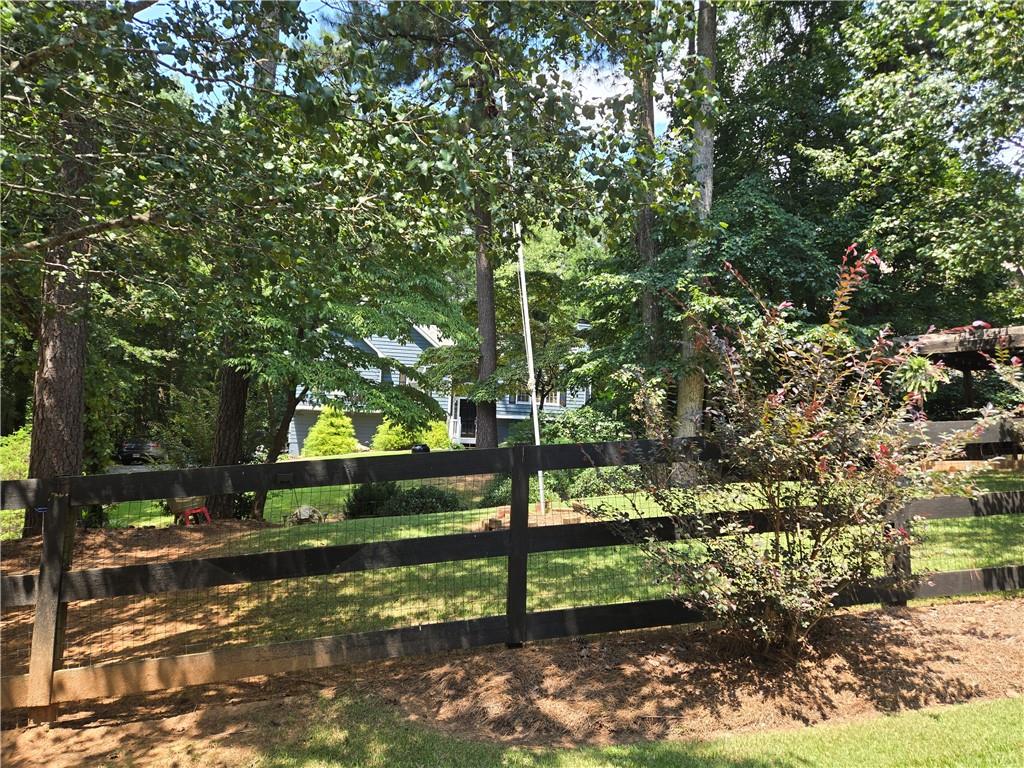 102 Thomas Drive Property Photo 47