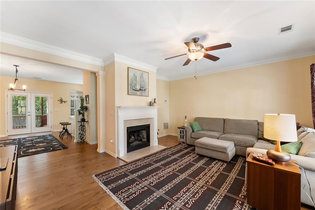 2105 Millgate Lane Property Photo 12