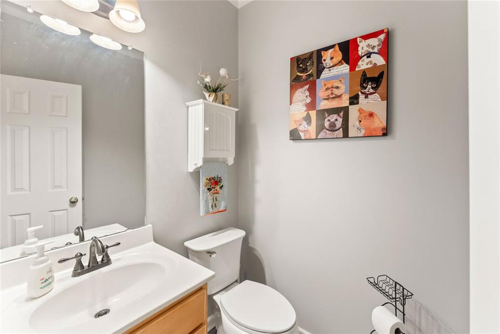 2105 Millgate Lane Property Photo 13