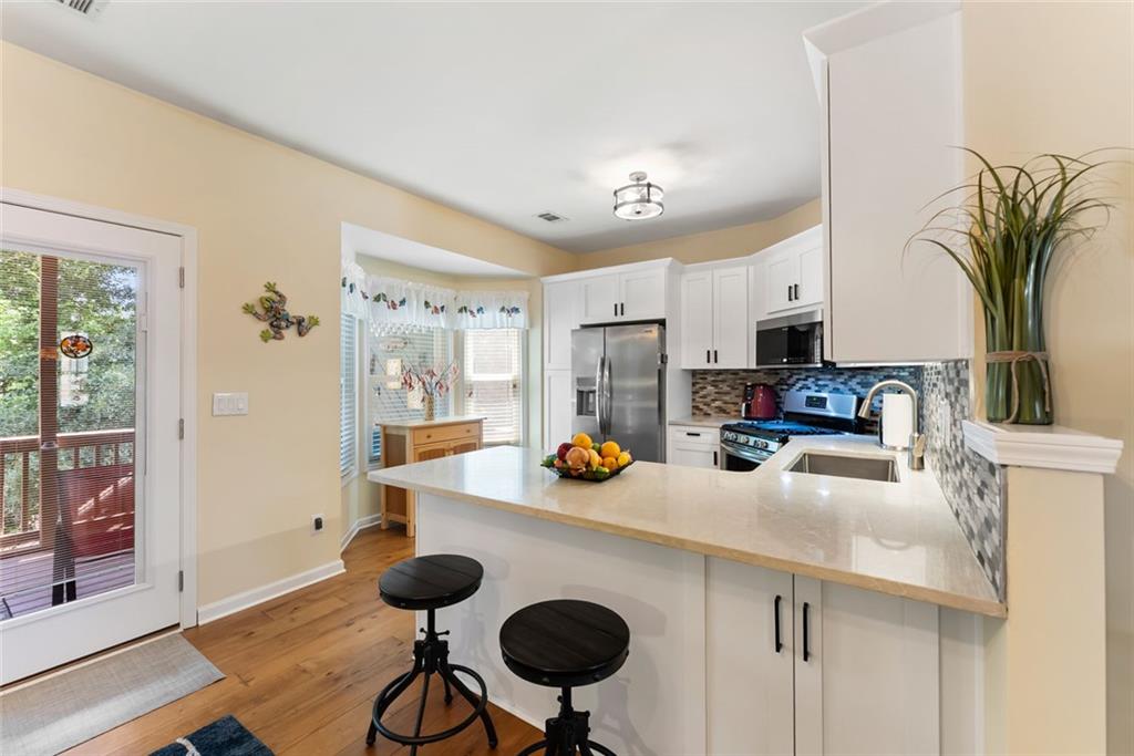 2105 Millgate Lane Property Photo 17