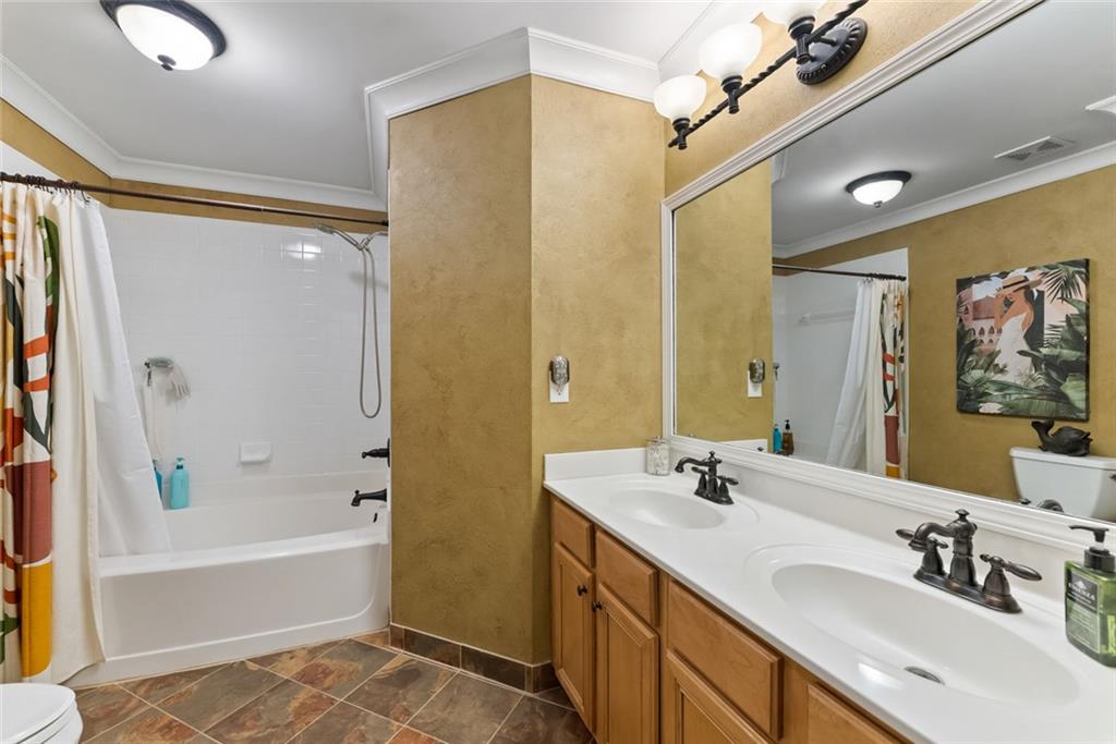 2105 Millgate Lane Property Photo 22