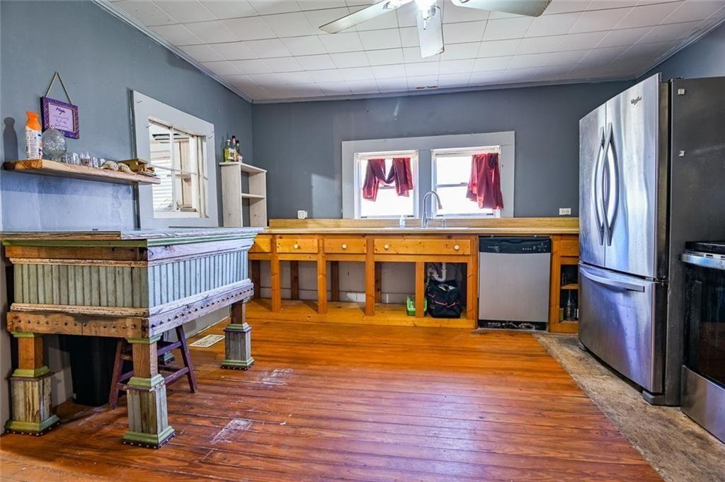 12462 Brown Bridge Road Property Photo 10