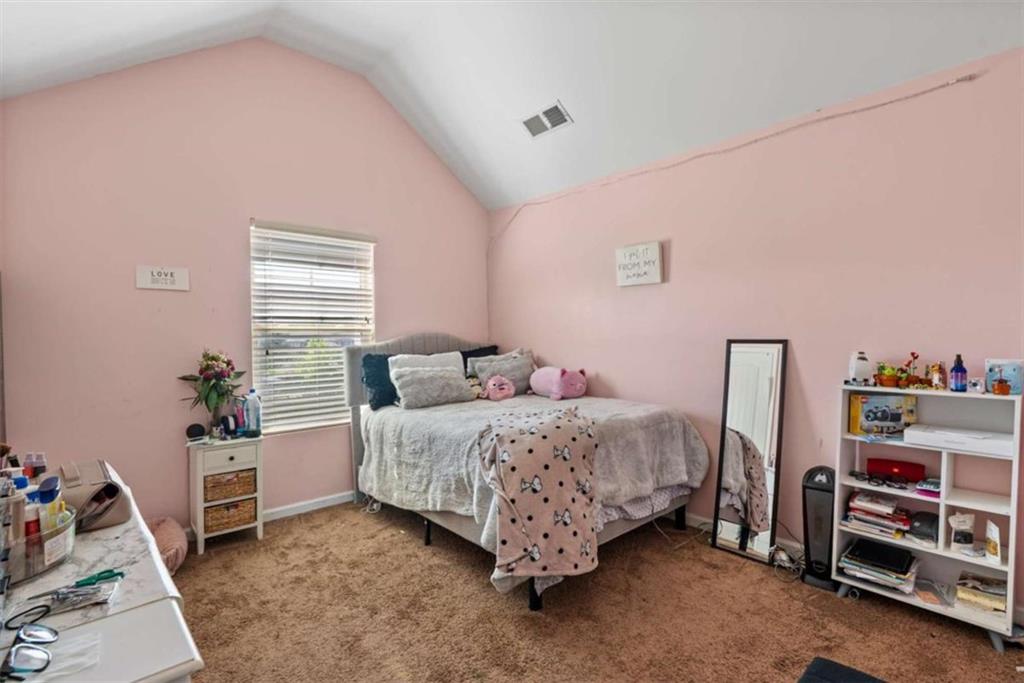 1420 Worcester Trail Property Photo 15