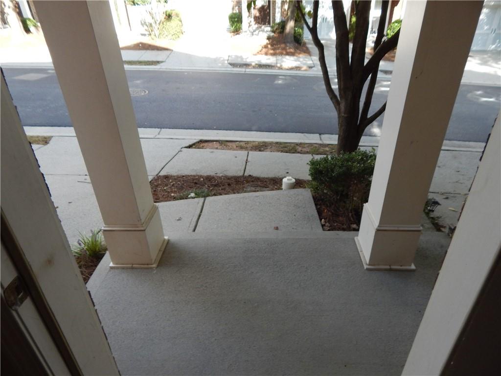 2199 Landing Walk Drive Property Photo 3