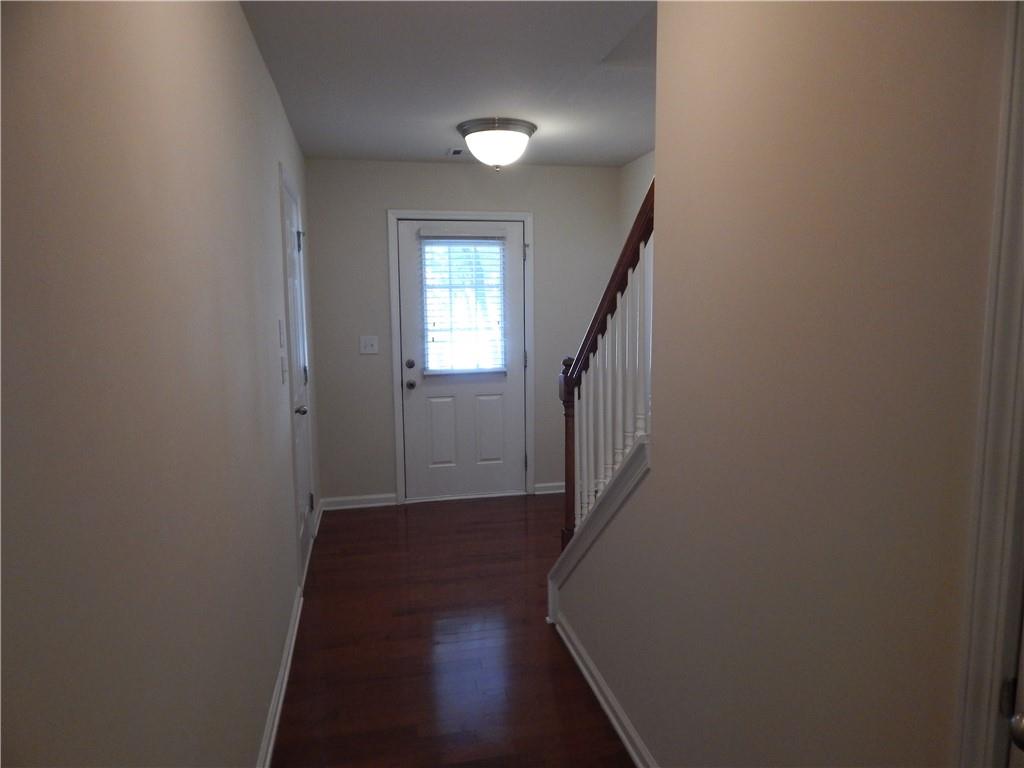 2199 Landing Walk Drive Property Photo 7