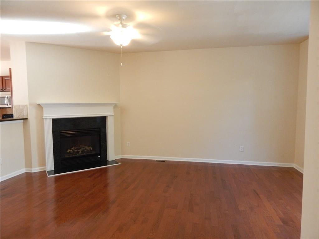 2199 Landing Walk Drive Property Photo 27