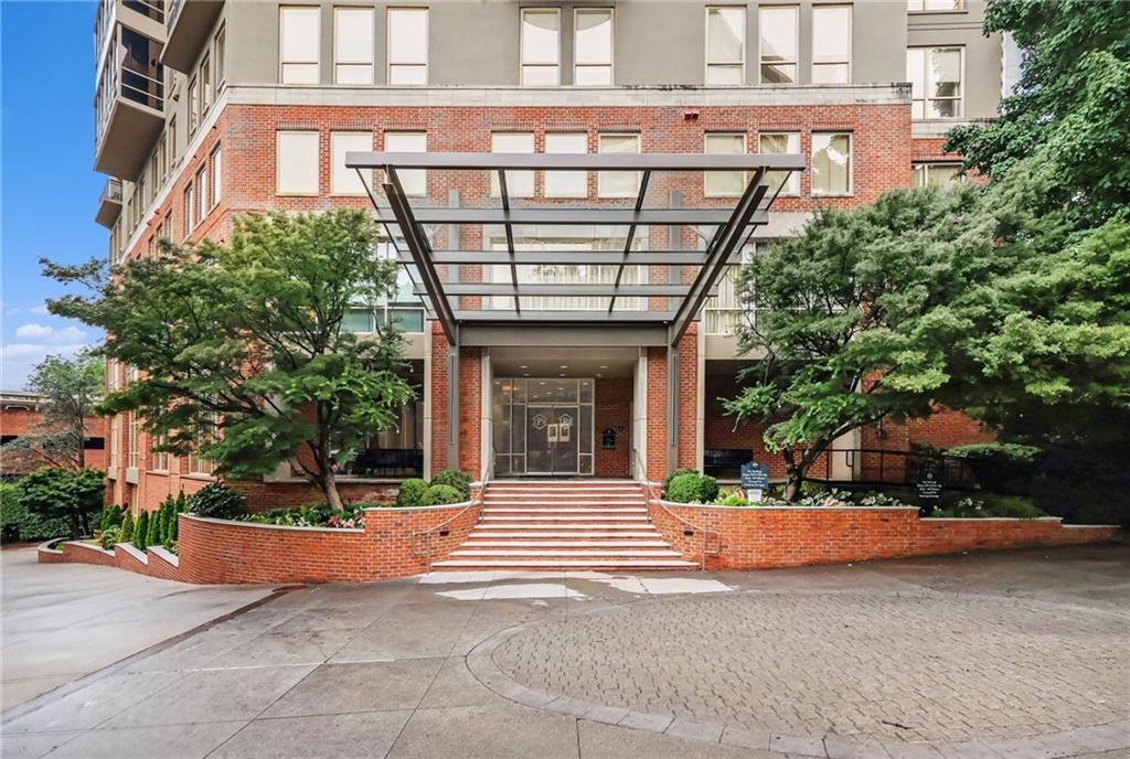 2626 Peachtree Road NW Unit 205
